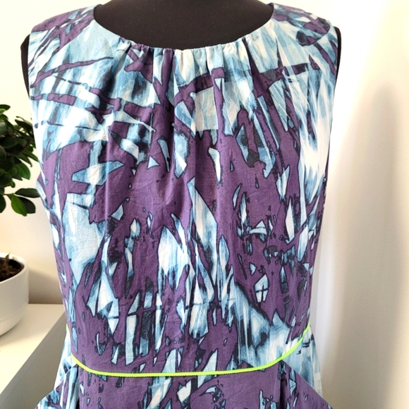 Elie Tahari dress - Picture 2 of 11